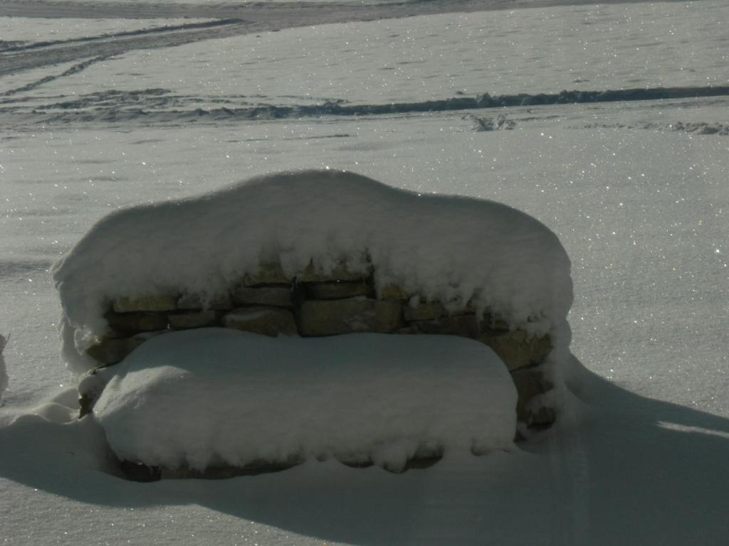 Appartement De Vacances Niederer La Côte-aux-Fées Exteriér fotografie